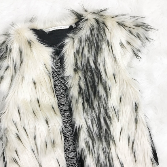 Twelfth Street Faux Fur Vest Chainmail Trim Small - Picture 2 of 8
